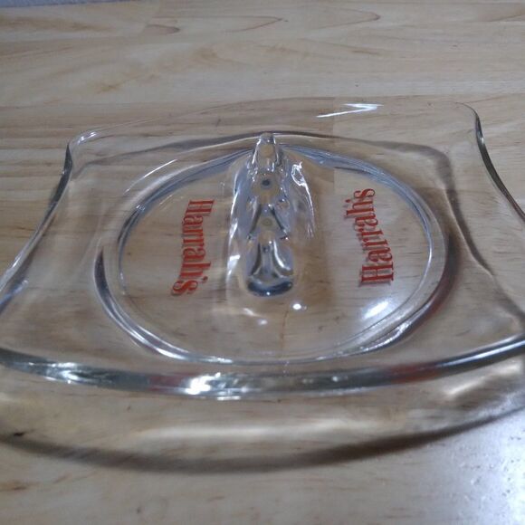 Vintage Harrah's Casino Glass Ashtray - Picture 3 of 4